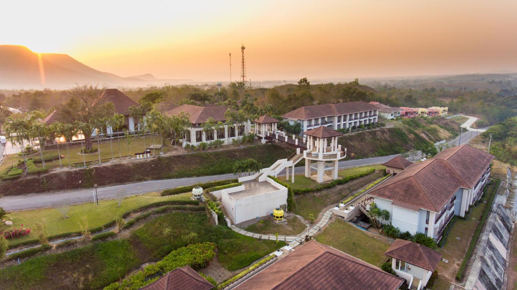 Leaves Valley Resort Nong Ya Plong Zewnętrze zdjęcie