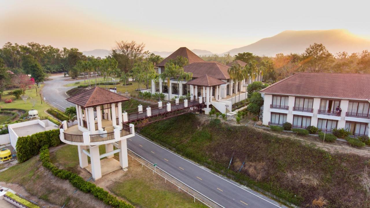 Leaves Valley Resort Nong Ya Plong Zewnętrze zdjęcie